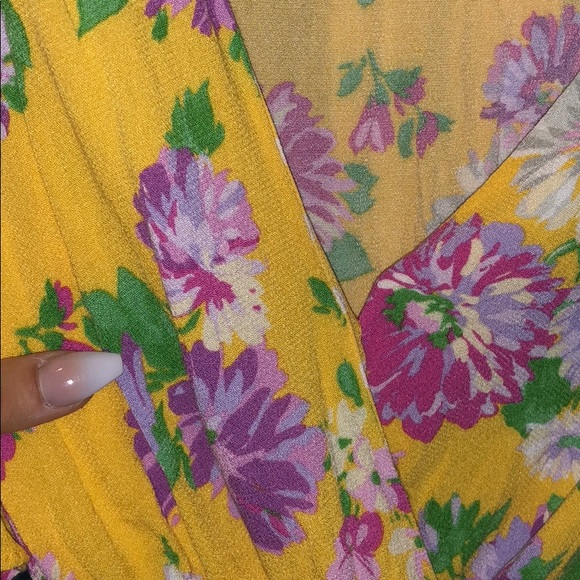 Sweater - Picture 2 of 3